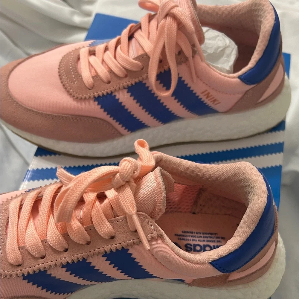 Adidas INIKI Women's Pink and Blue Sneakers size 7 - Picture 2 of 7